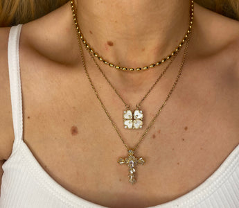 Harmonising Jewellery and Makeup: Tips for a Polished Look