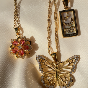 Gold Crystal Spinny Flower Necklace