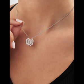 Collana in argento con 4 cuori