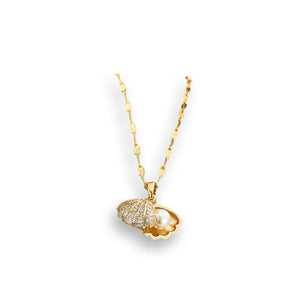 Gold Pearl and Shell Necklace