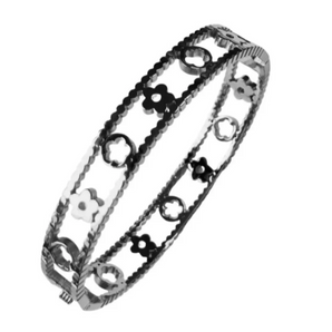 Bracciale con contorno di fiori in argento