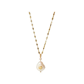 Gold Shell on Pearl Necklace
